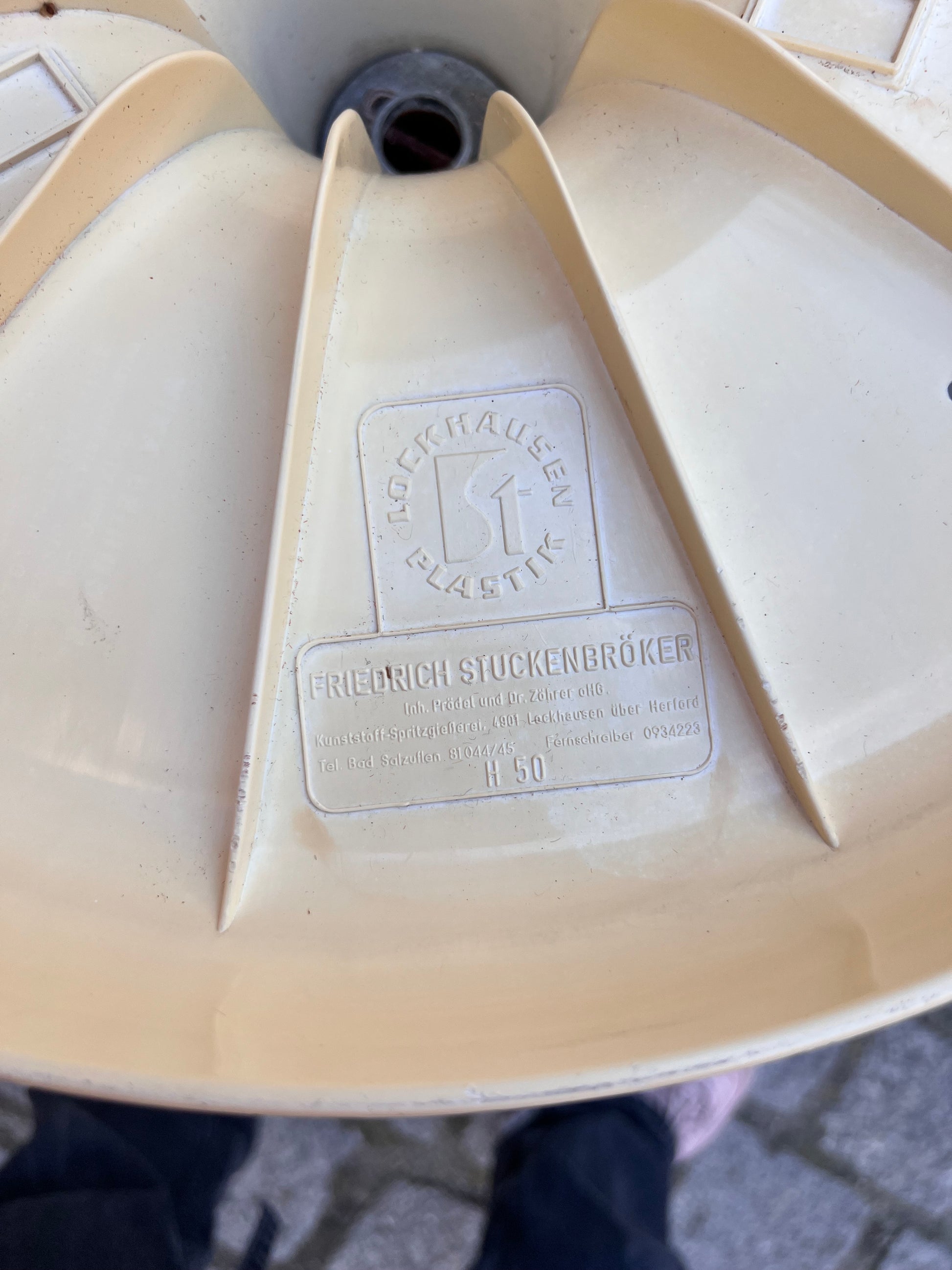 Barhocker creme orange von Friedrich Stuckenbröker für Lockhausen Plastik
