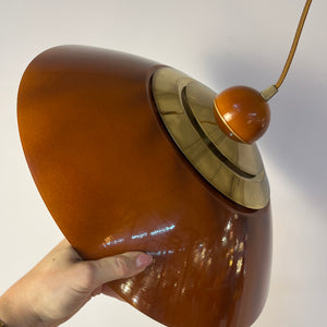 Hängelampe orange Messing aus Belgien