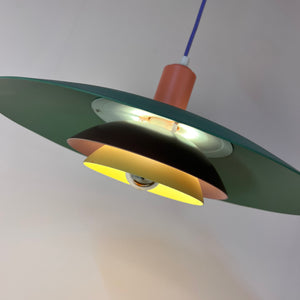 Lamellenlampe neu lackiert, Dänemark