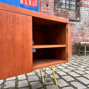 Sideboard Teak mit Fliesen und Schloss