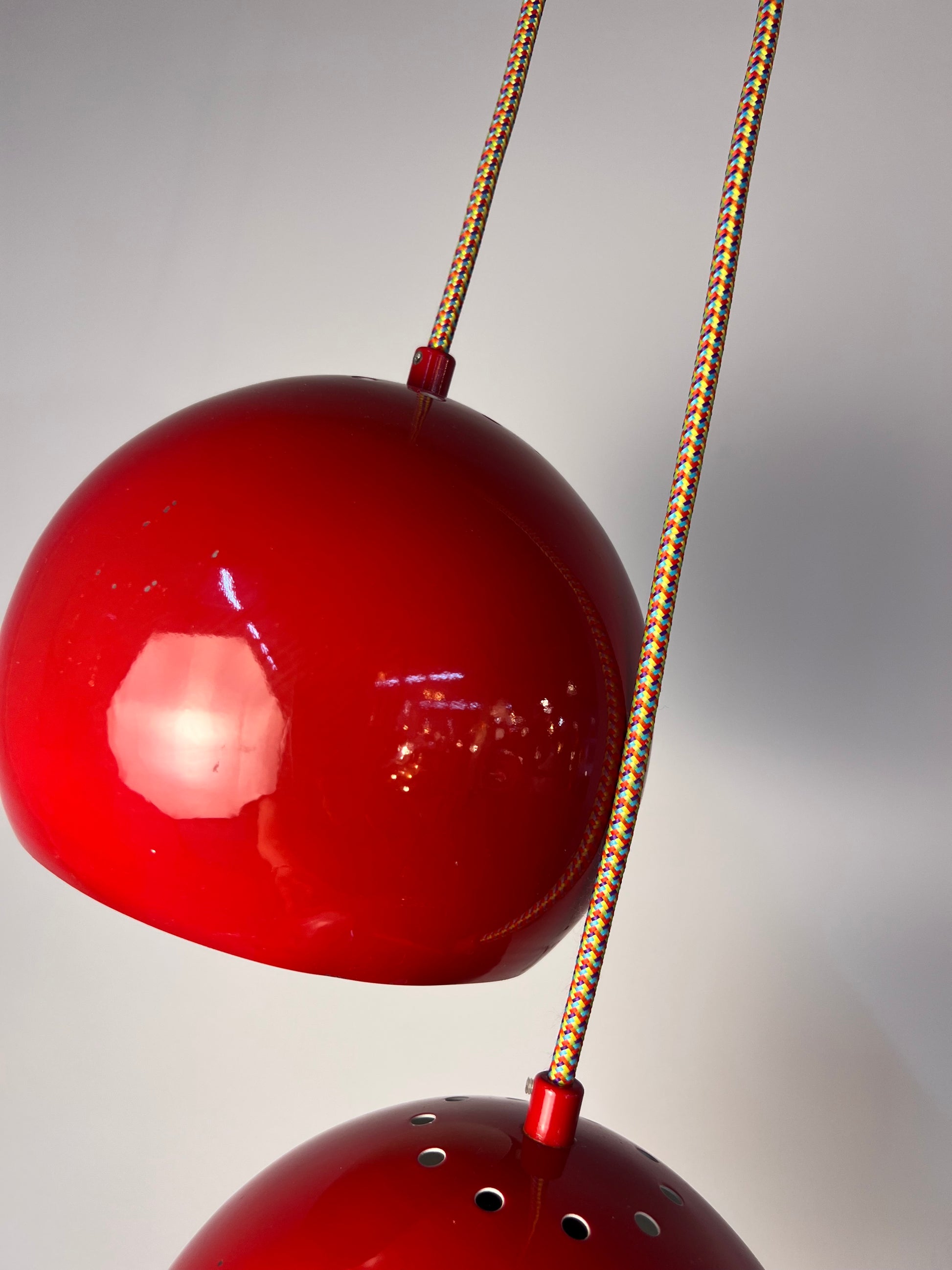 Set: 2x Kugellampe rot aus Dänemark