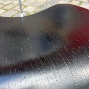Sessel LCM schwarz Plywood von Ray & Charles Eames