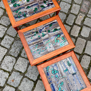 Satztische grau grün Fliesen Teak aus Dänemark