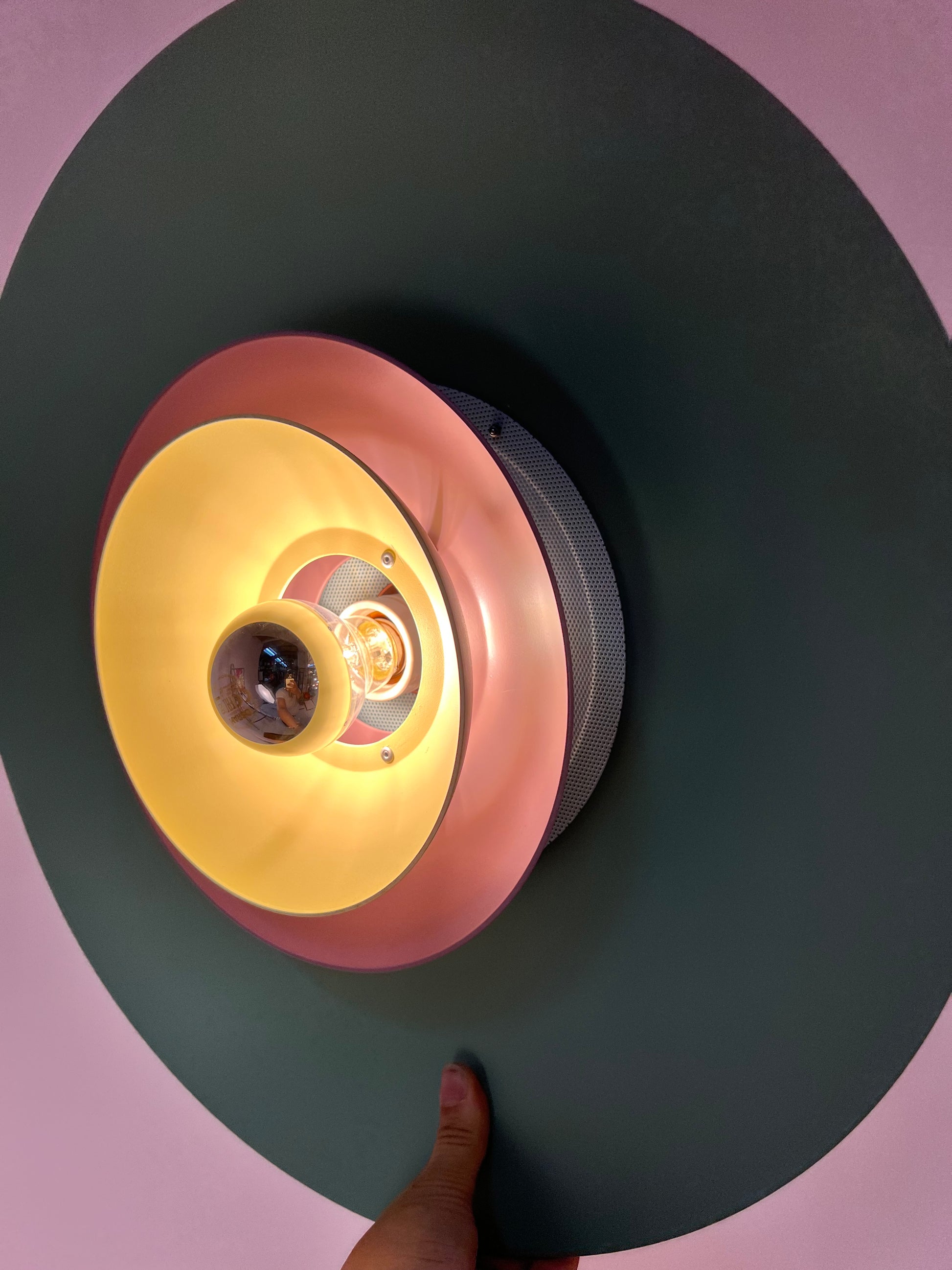 Lamellenlampe neu lackiert, Dänemark