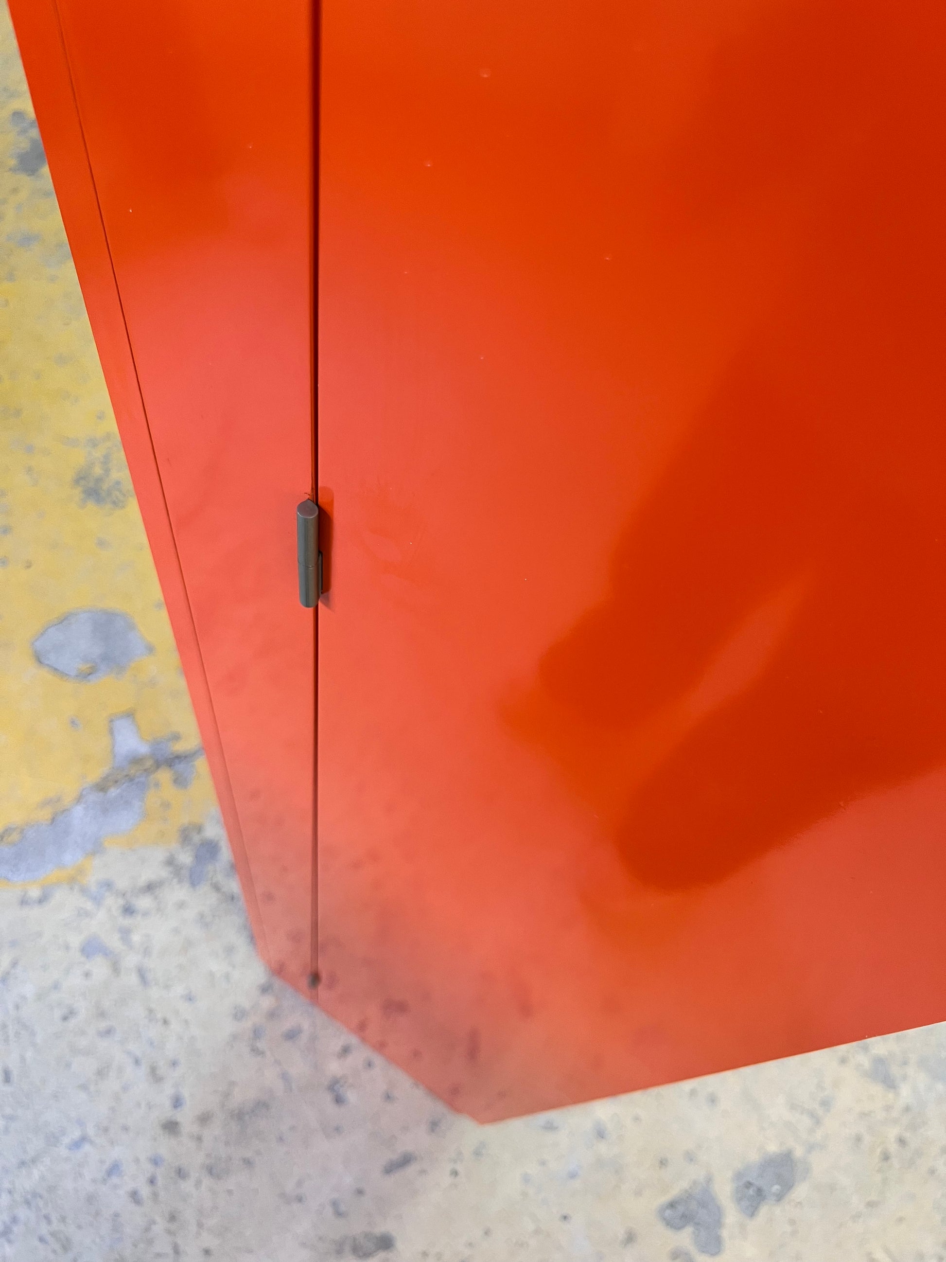 Schuhschrank orange von Schönbuch