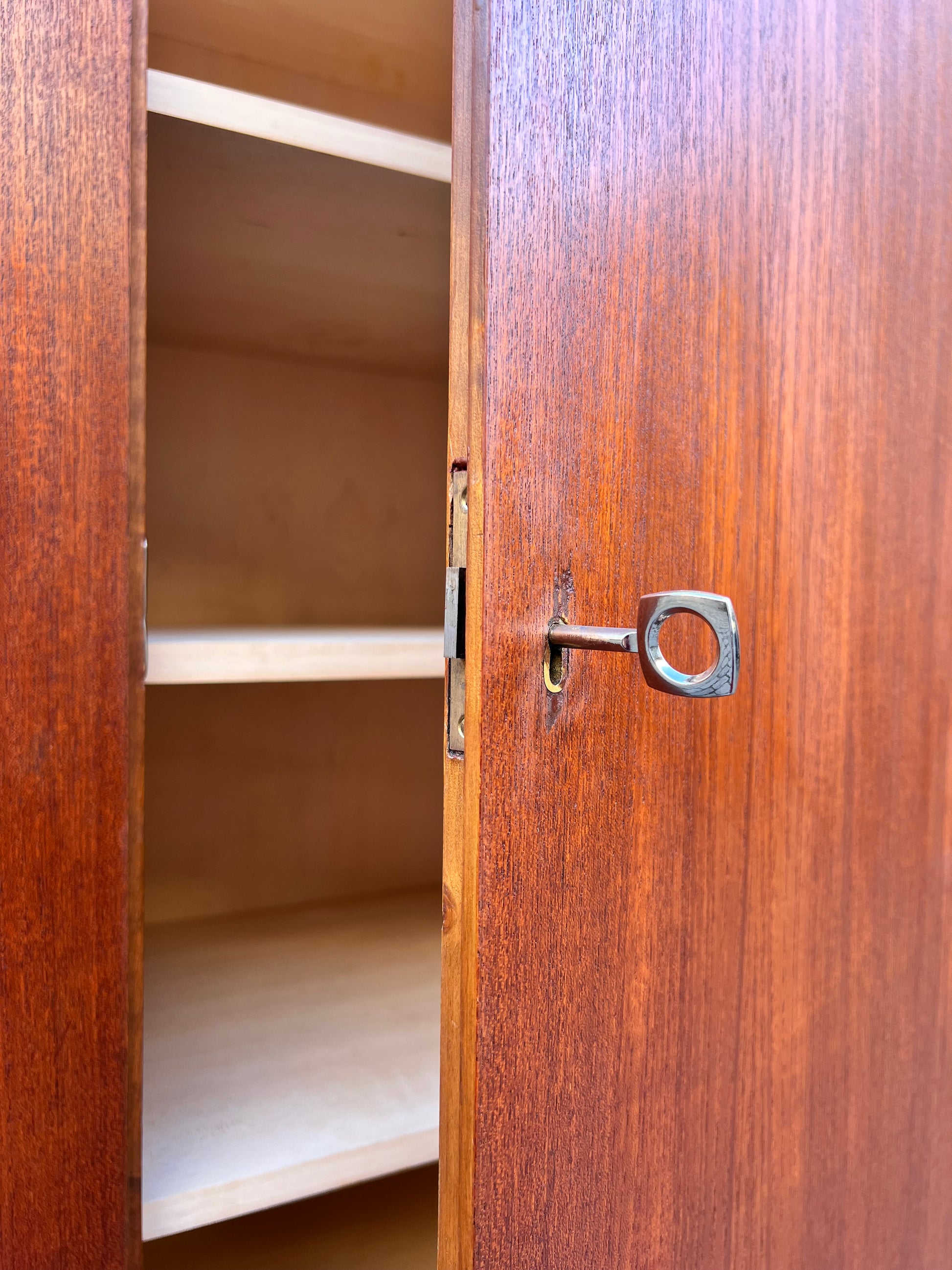 Schrank Teak von Bornhold Hamburg
