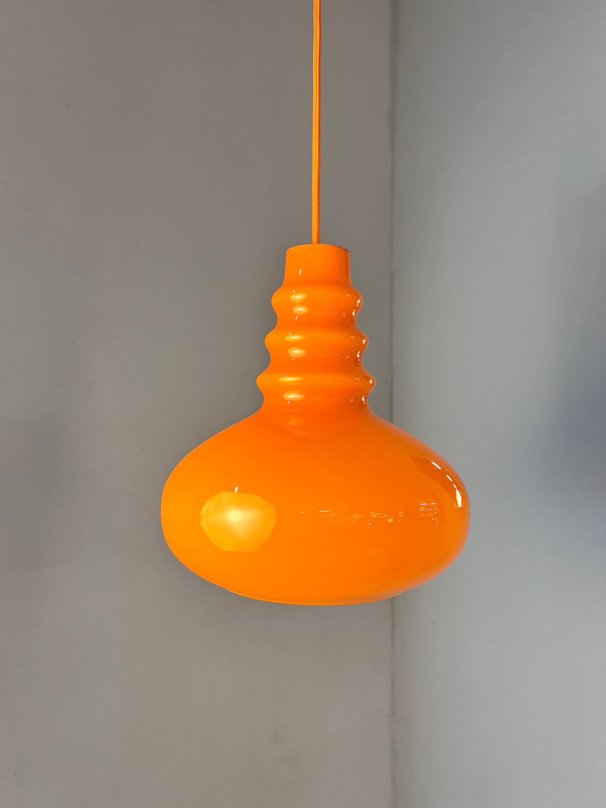 Hängelampe orange Glas von Peill & Putzler