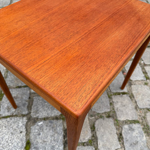 Beistelltisch Teak & Eiche von Wilkhahn
