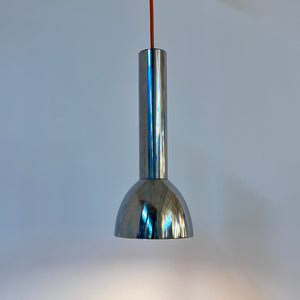 Spotlampe Chrom mit orangem Akzentschirm