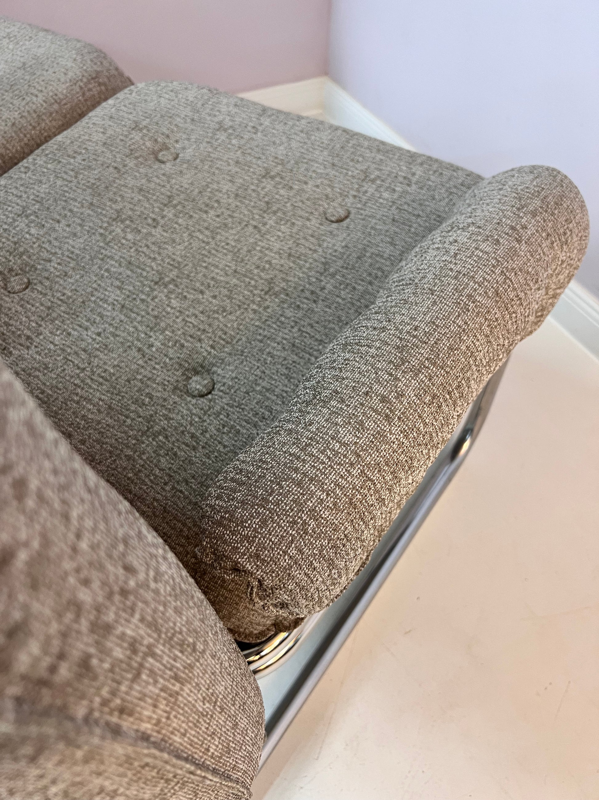 Zweisitzer Sofa Halina von Hellerau