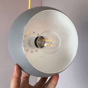 Kugellampe grau von Frandsen Dänemark