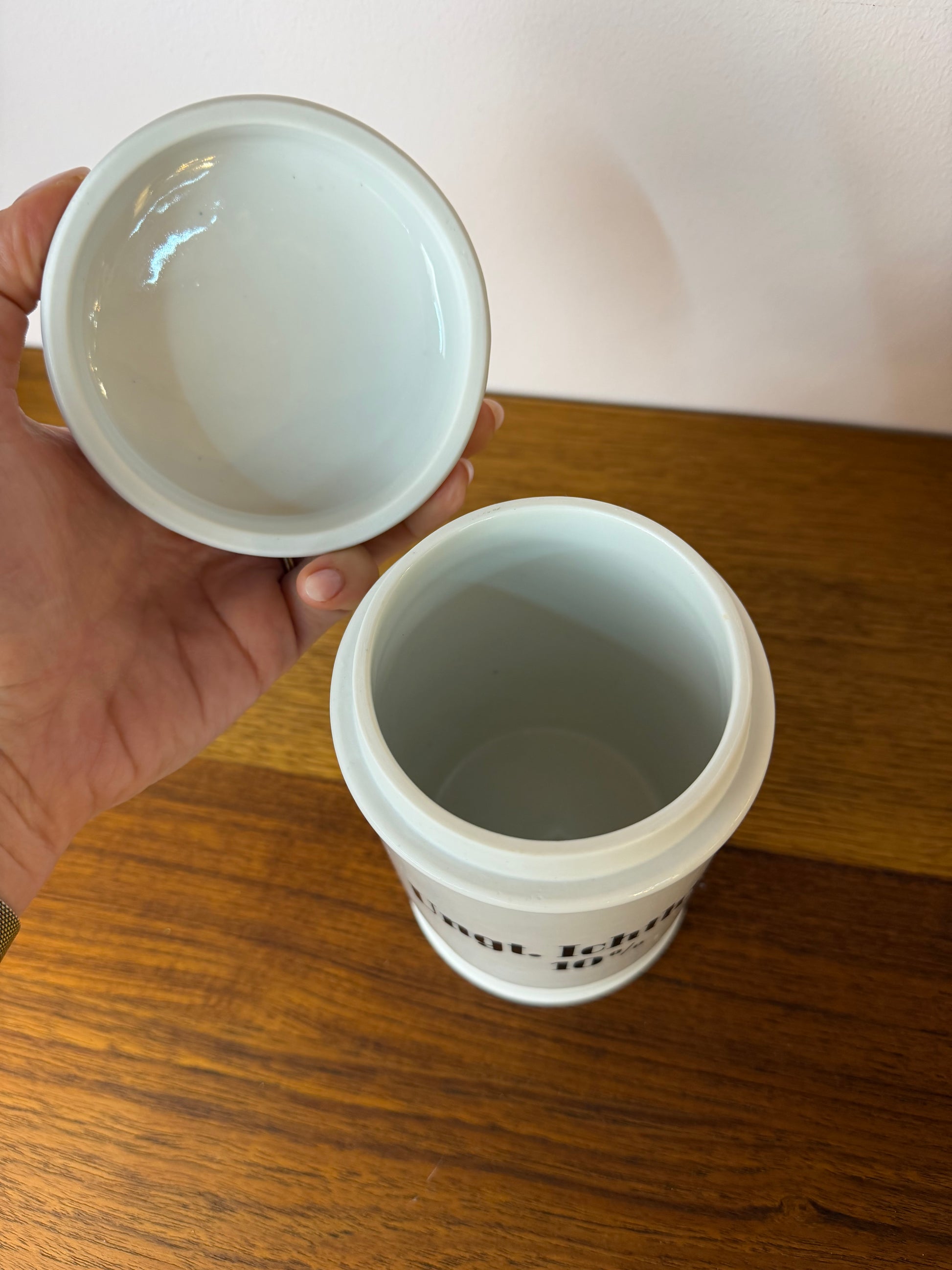 Apothekerdose Ungt. Ichthyolo 10% weiß Porzellan - 500 ml