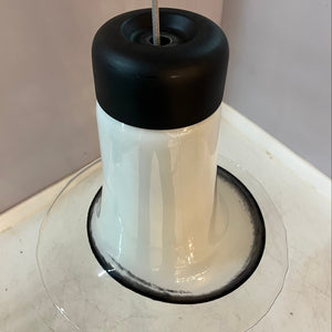 Trompetenlampe schwarz weiß Glas von Peill & Putzler