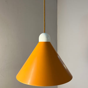 Hängelampe orange aus Dänemark