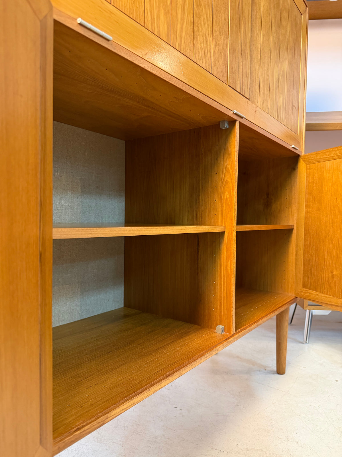 Barschrank Eiche von Rud Thygesen & Johnny Sørensen für HG Furniture