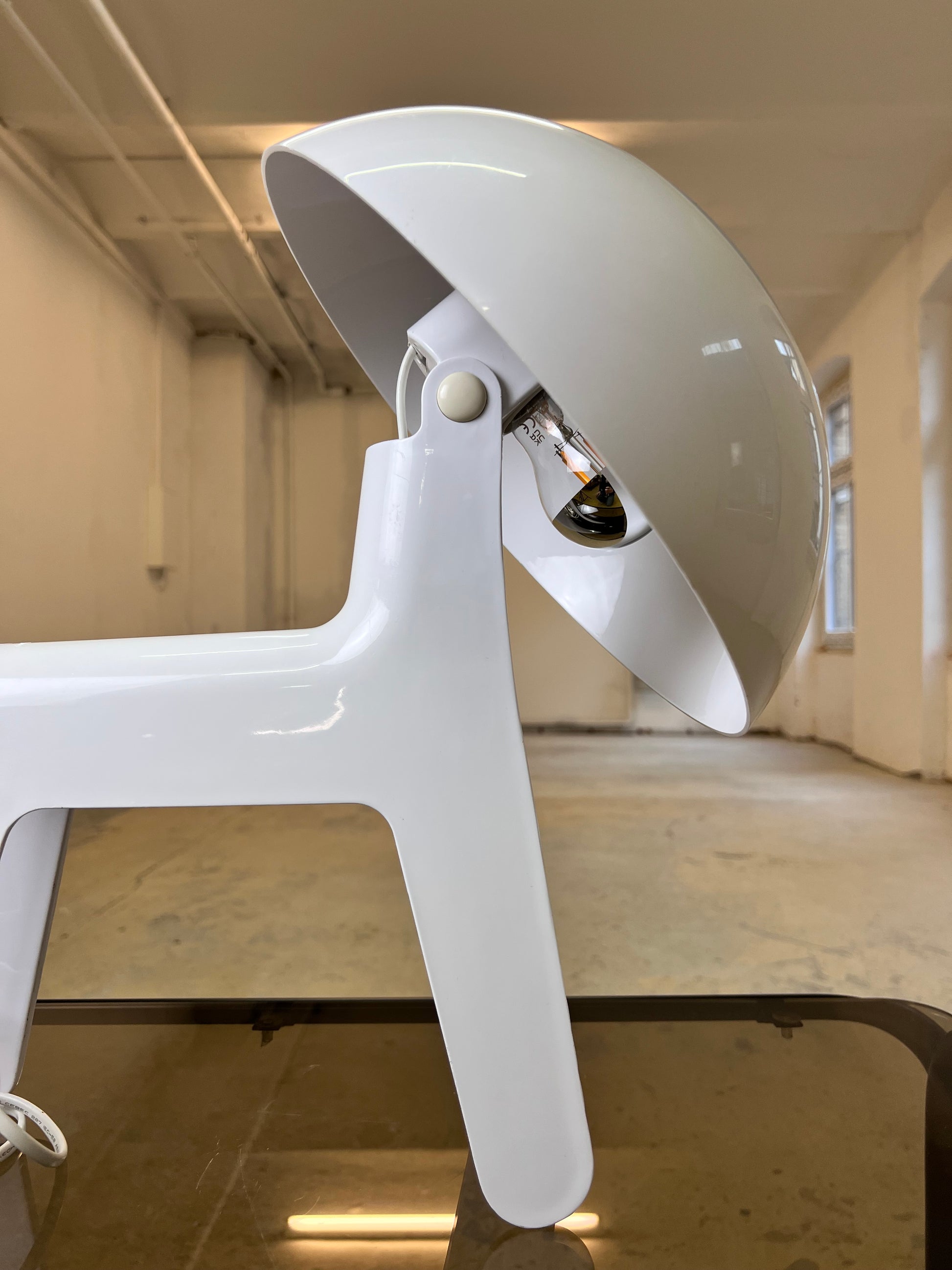 „Doglamp“ Propaganda D-dOG Lampe