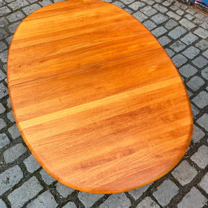 Ovaler ausziehbarer Esstisch Teak von Snedkergaarden