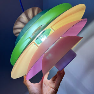 Lamellenlampe neu lackiert pastell aus Dänemark