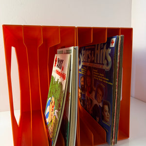 Schallplattenständer orange von Schweizer Design