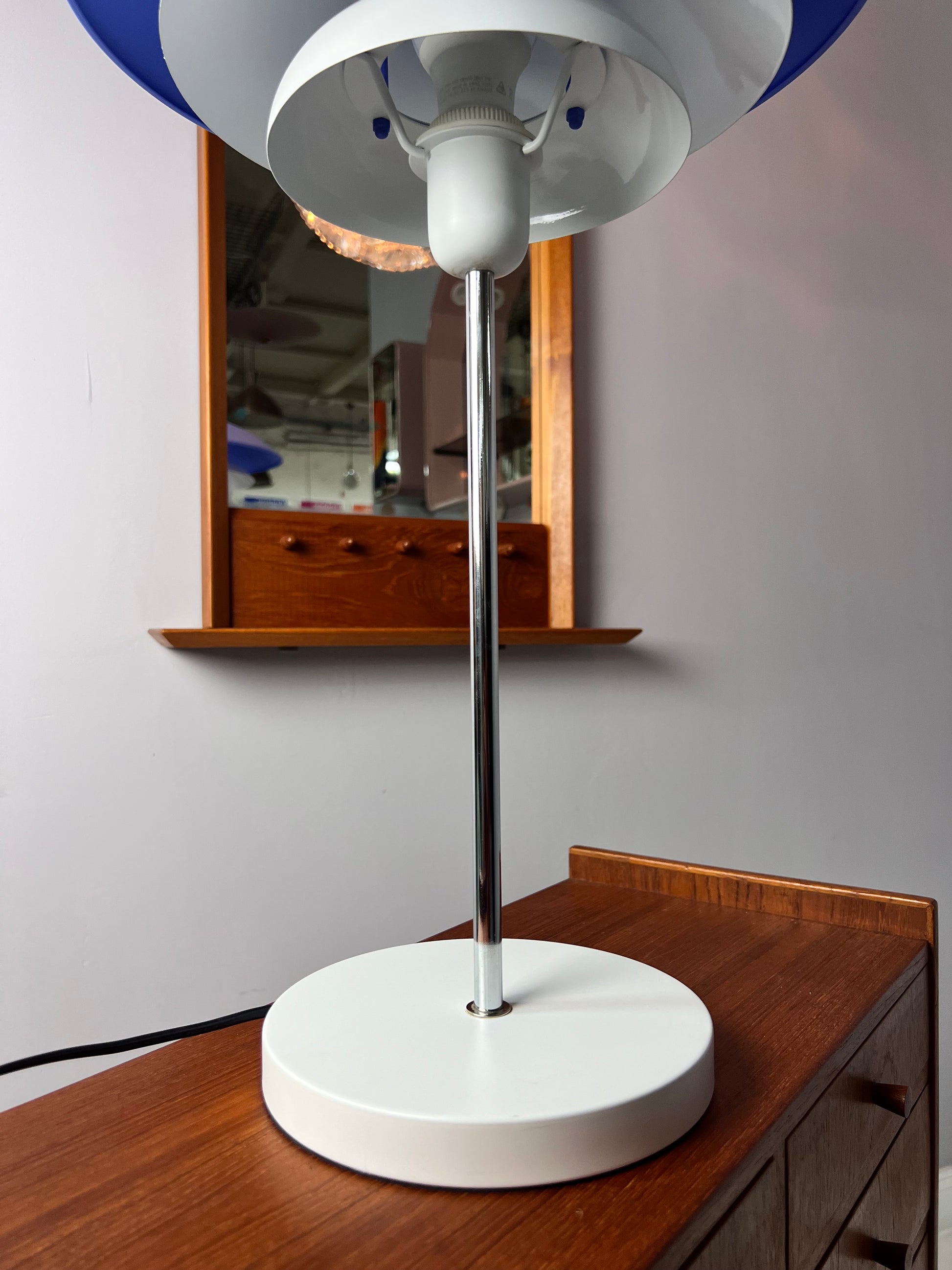 Lamellen-Tischlampe neu lackiert Dänemark