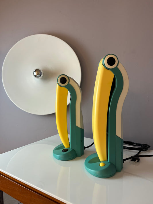 Tischlampe Toucan klein grün gelb von H.T. Huang