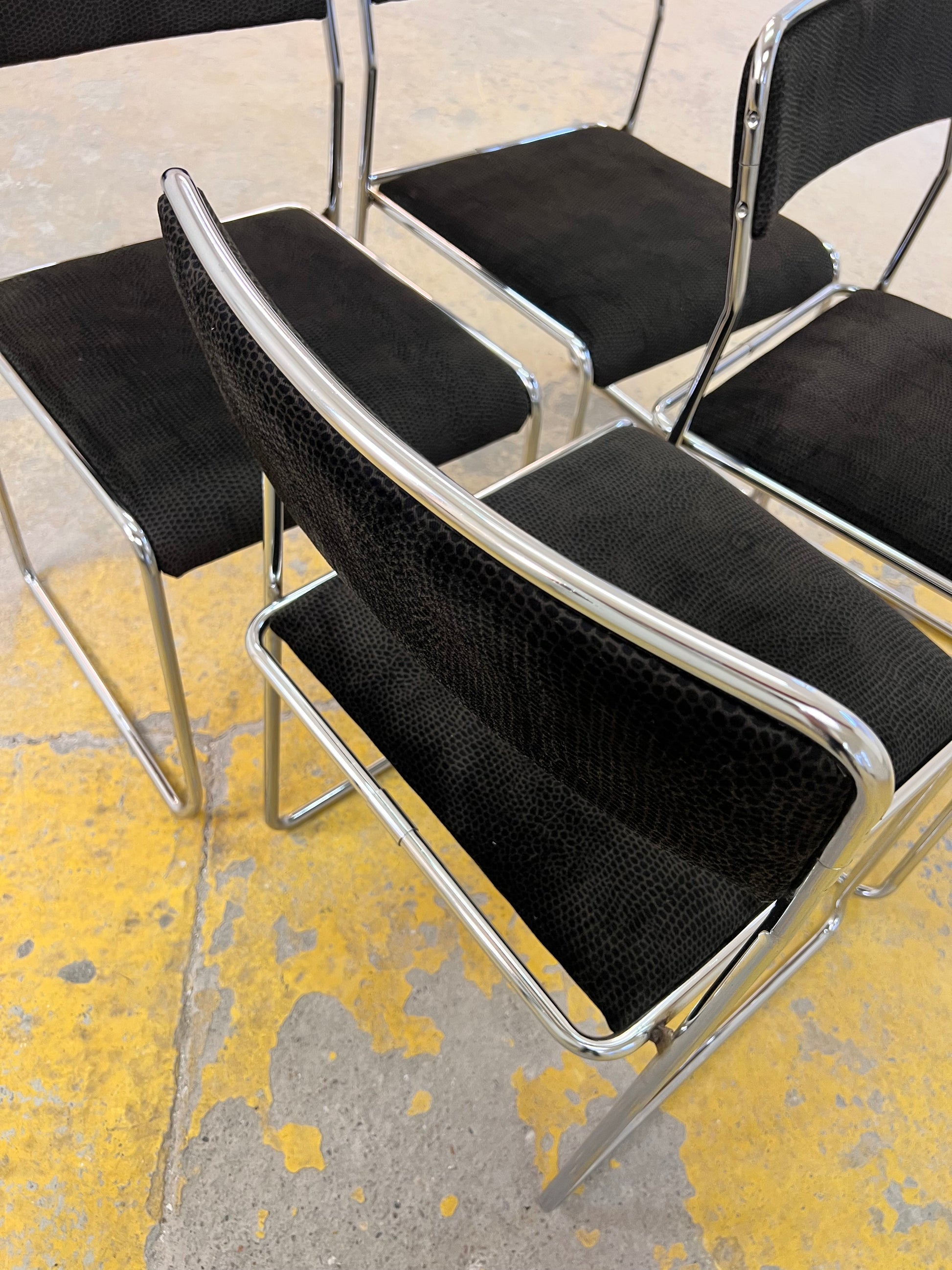 Set: 4x TACKE Polsterstuhl schwarz Chrom