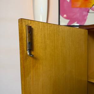 Schrank Teak mit Schloss & neuen Chromfüßen von Heinrich Riestenpatt
