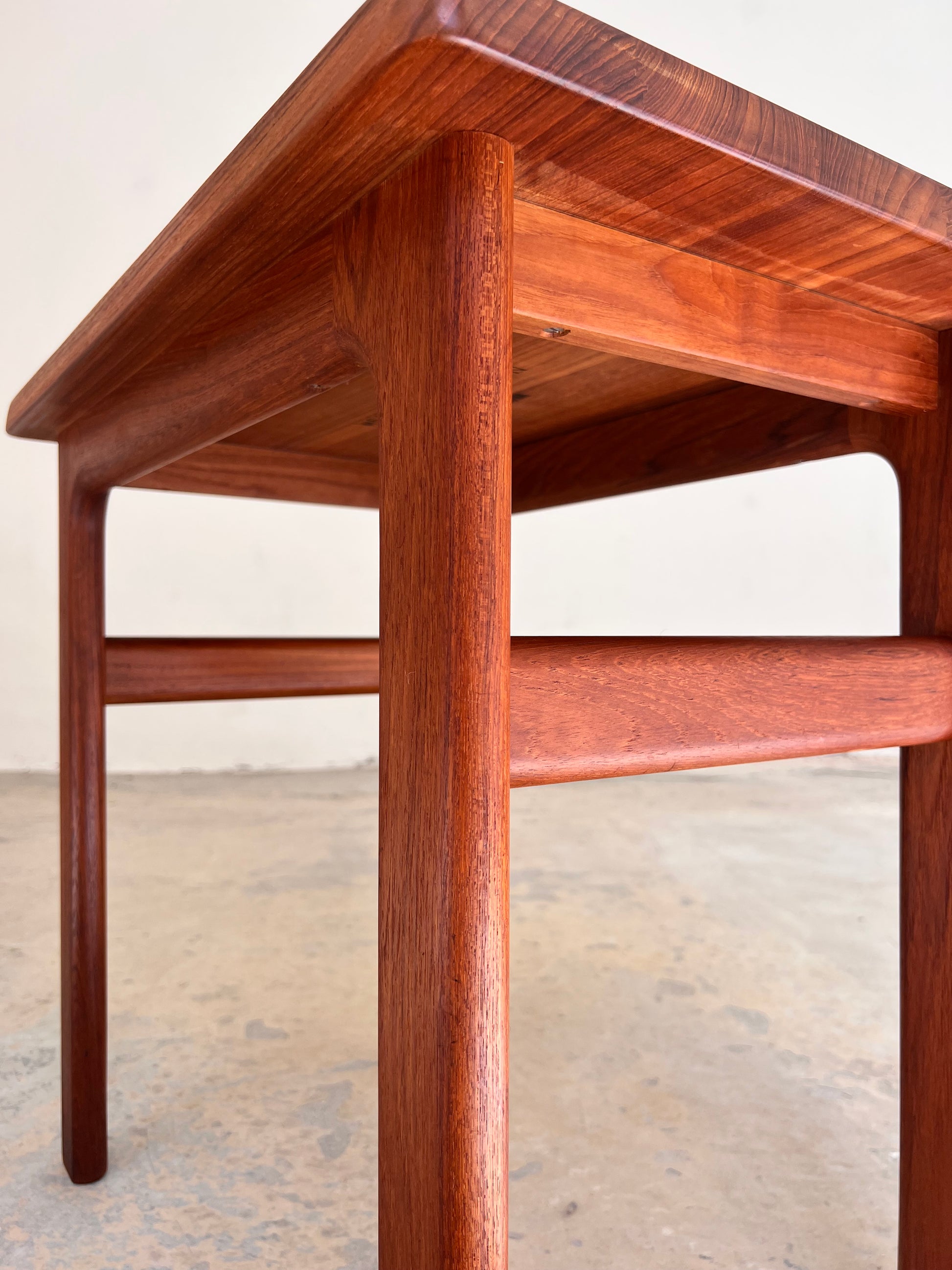 Beistelltisch Teak von Niels Bach