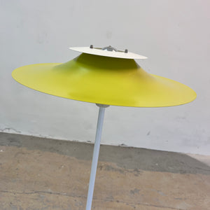 Stehlampe Typ 854 neu lackiert von Horn