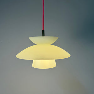 Lamellenlampe Milchglas aus Dänemark