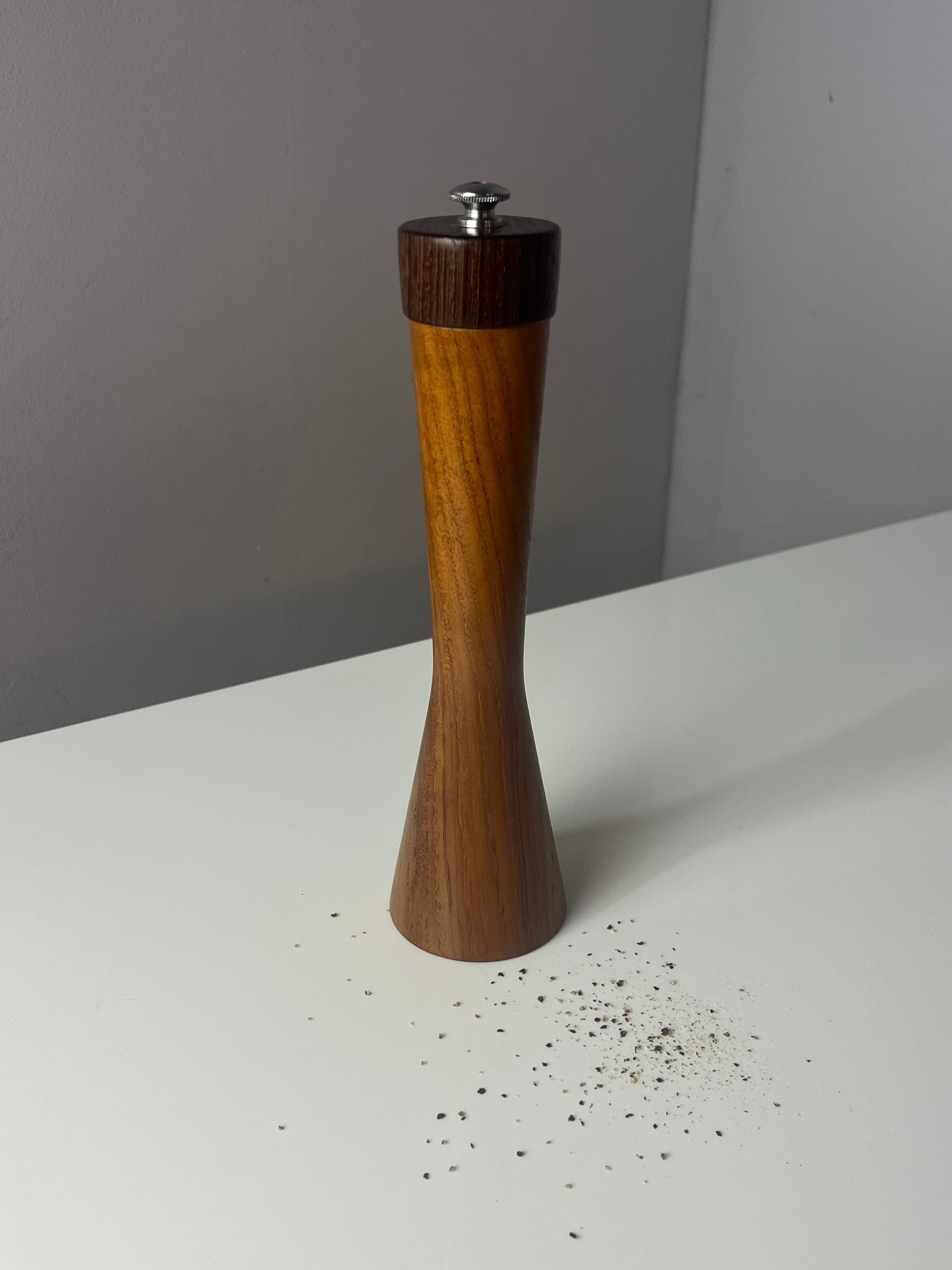 Pfeffermühle Teak von Ole Hansen aus Dänemark