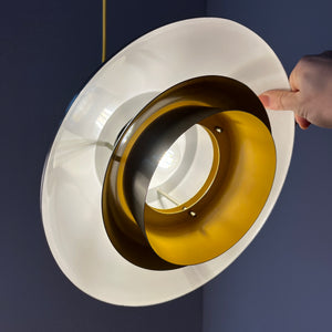 Lamellenlampe Silber Messing mit gelbem Innenleben von Granhaga