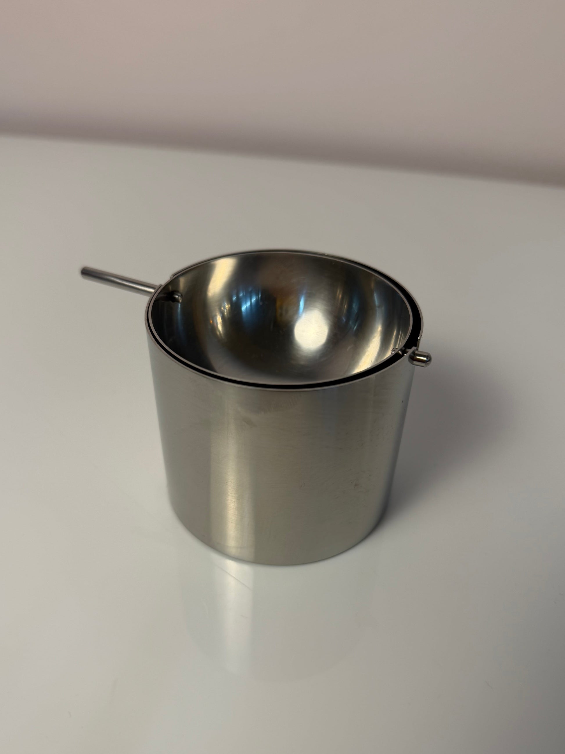 Aschenbecher Edelstahl von Arne Jacobsen für Stelton