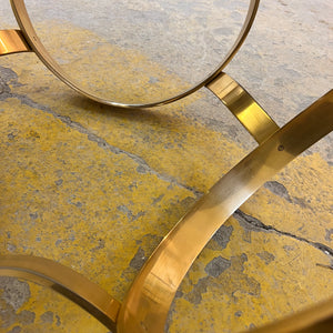 Runder Hesterberg Couchtisch mit Kreisgestell Messing Rauchglas