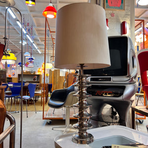 Space Age Tischlampe Metall mit Schirm aus Rohseide