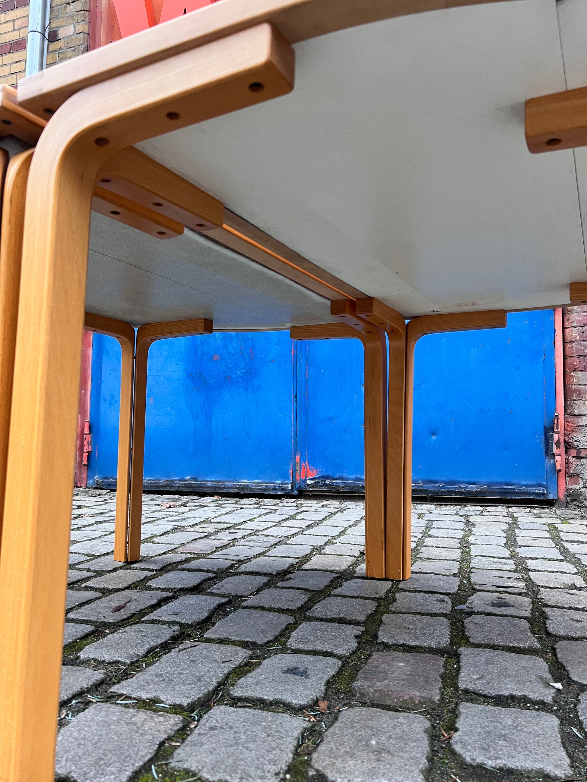 Halbrunder Esstisch grau Buche von Rud Thygesen & Johnny Sørensen für Farstrup