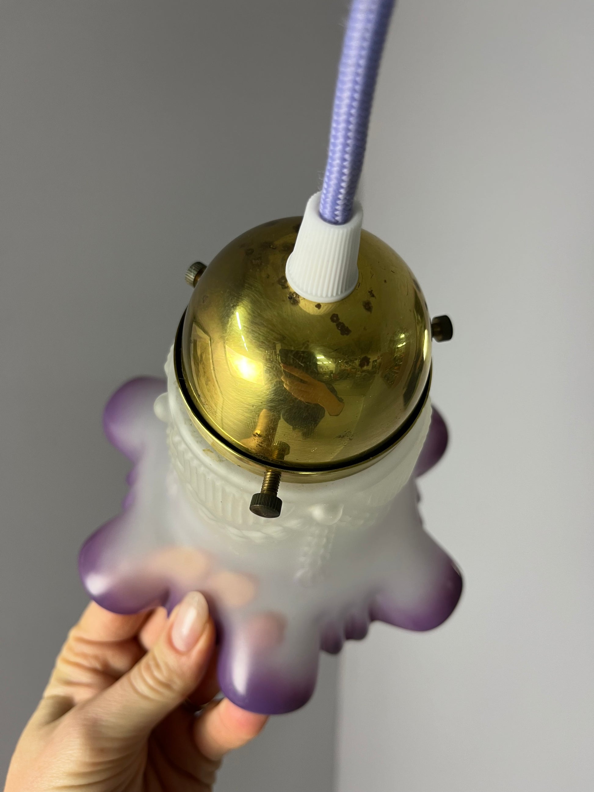 Hängelampe Blume lila Glas Messing