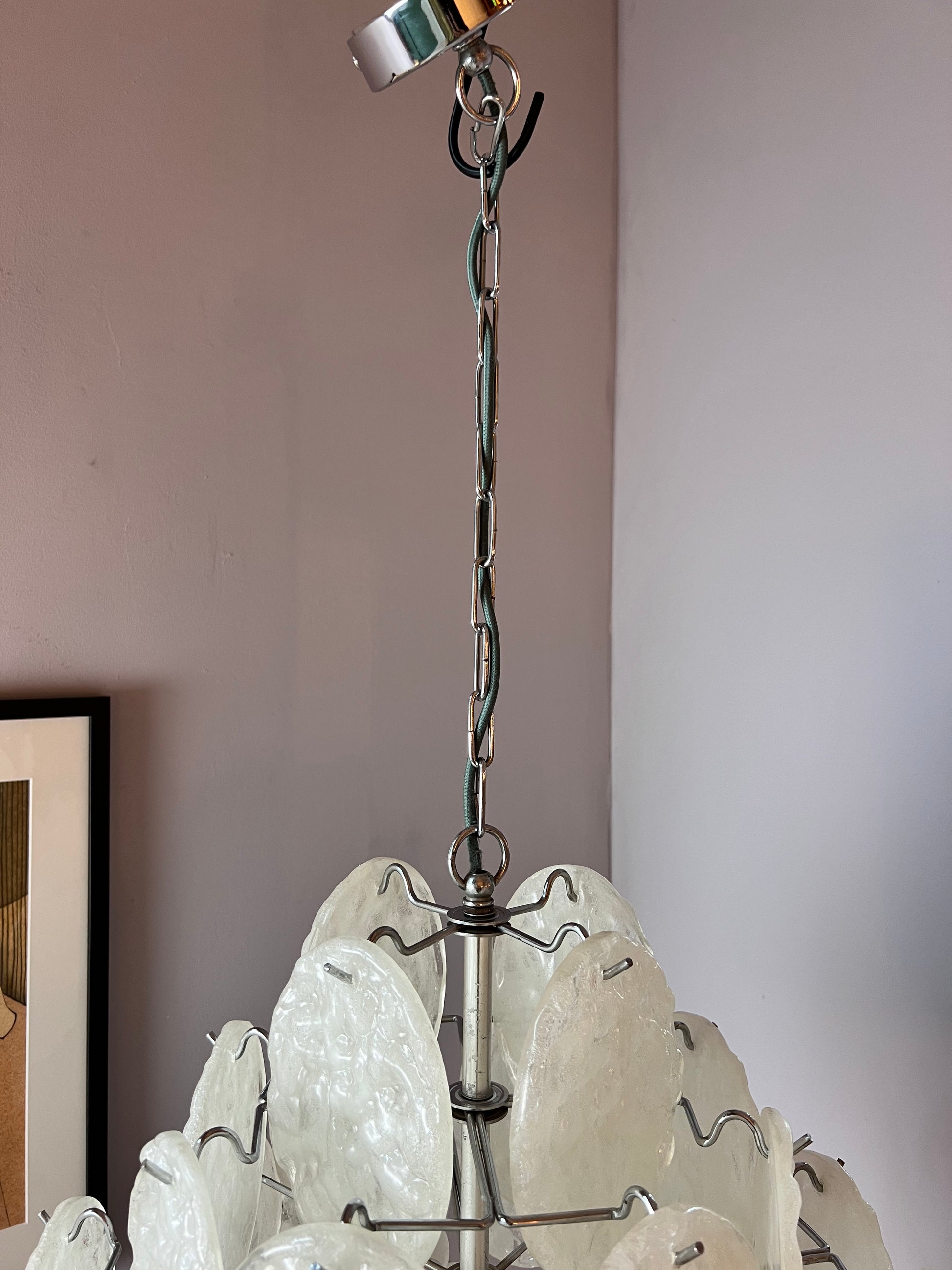 Kronleuchter weiß silber mit Arylglasplatten