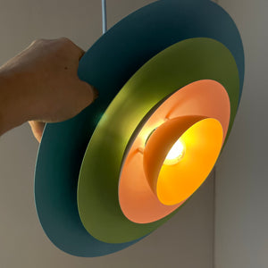 Lamellenlampe neu lackiert hellblau mint peach aus Dänemark lackiert
