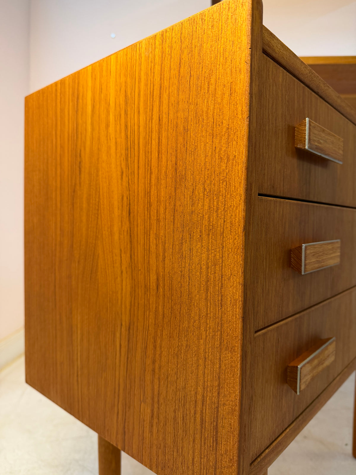 Kleine Kommode Teak von Ejsing Møbelfabrik