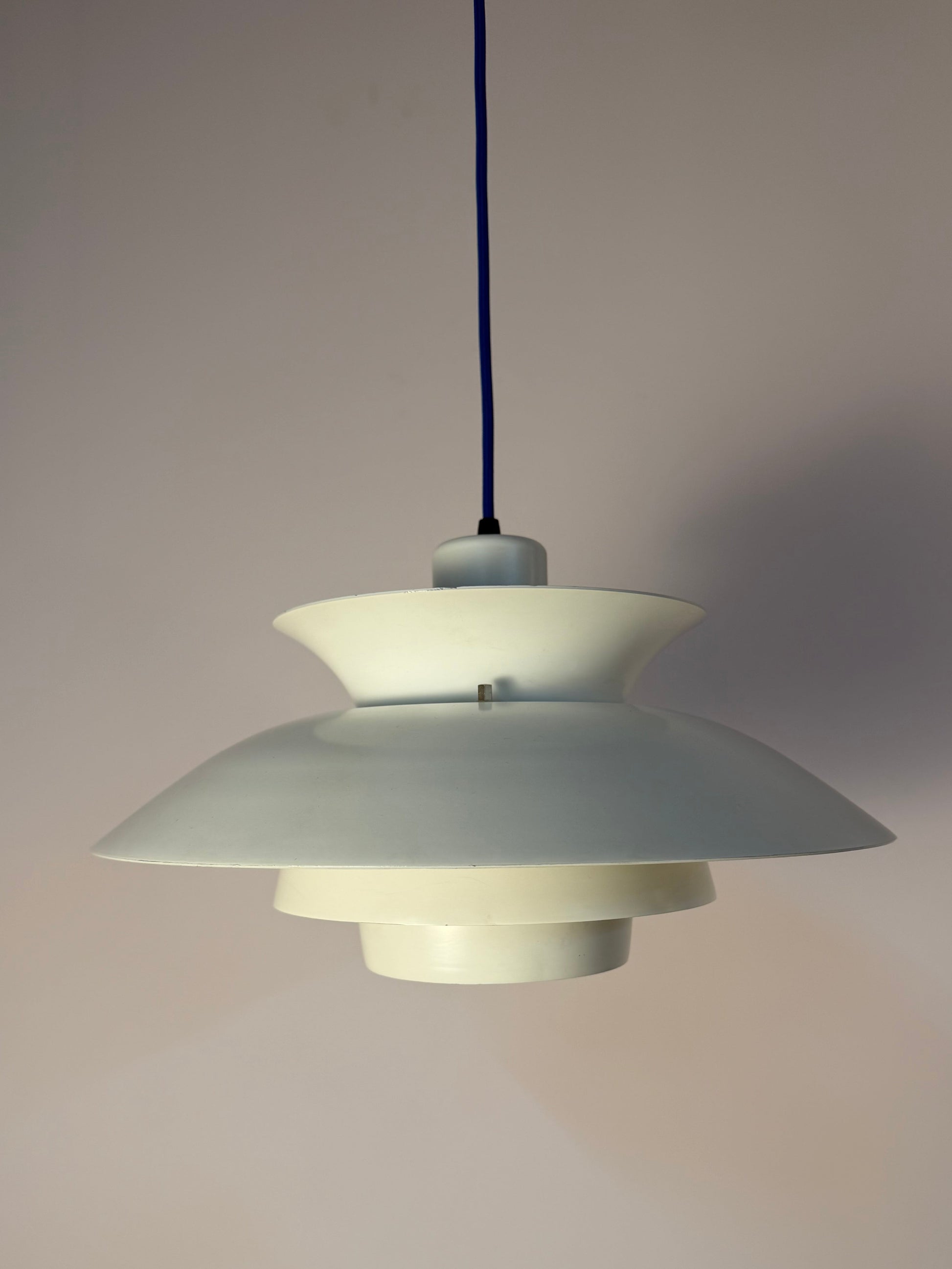 Lamellenlampe weiß aus Dänemark