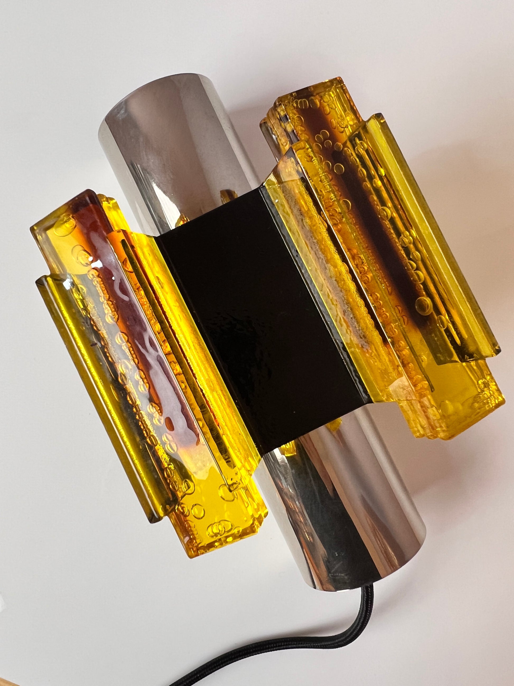 Wandlampe gelb schwarz von Claus Bolby für Cebo