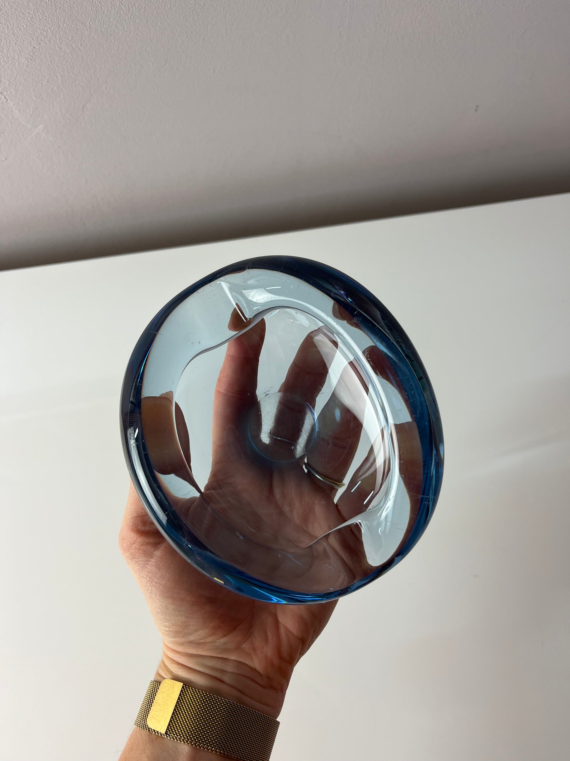 Aschenbecher hellblau Glas