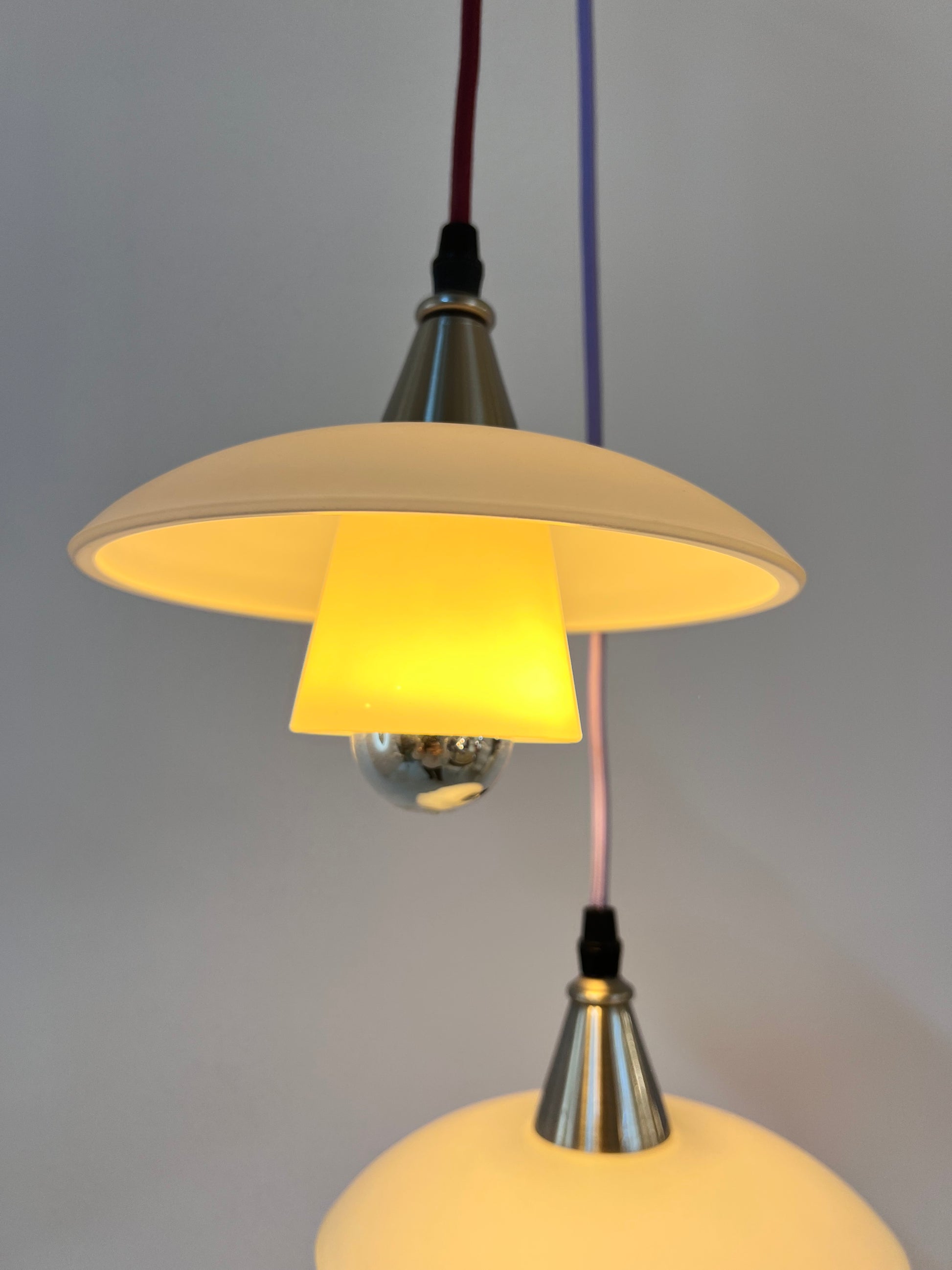 Lamellenlampe Milchglas aus Dänemark