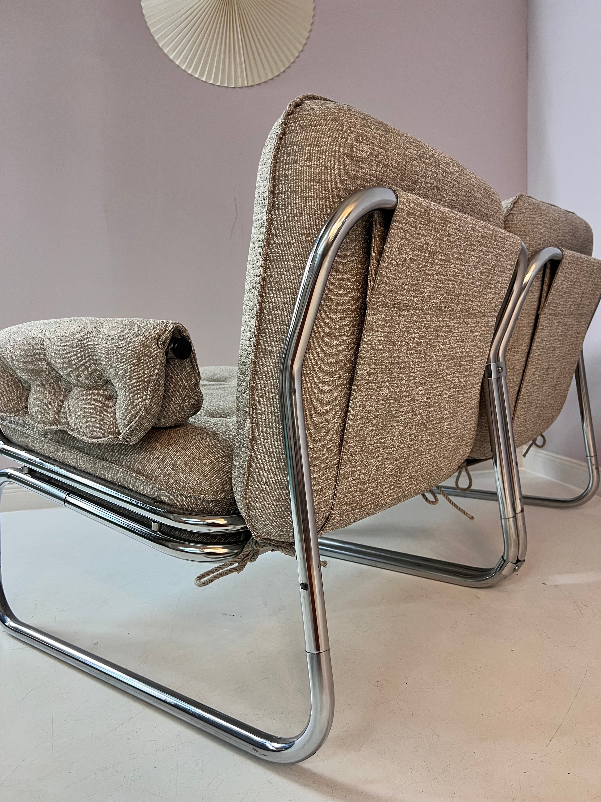 Zweisitzer Sofa Halina von Hellerau