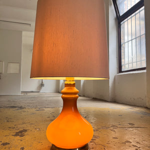 hohe Tischlampe Glas & Seide