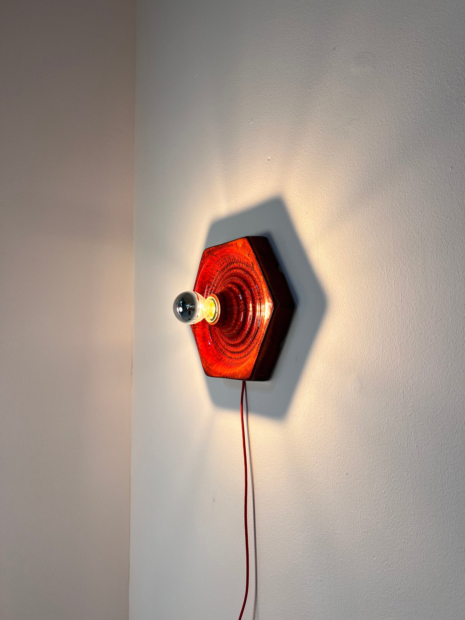 Wandlampe rot Keramik von Hustadt Leuchten