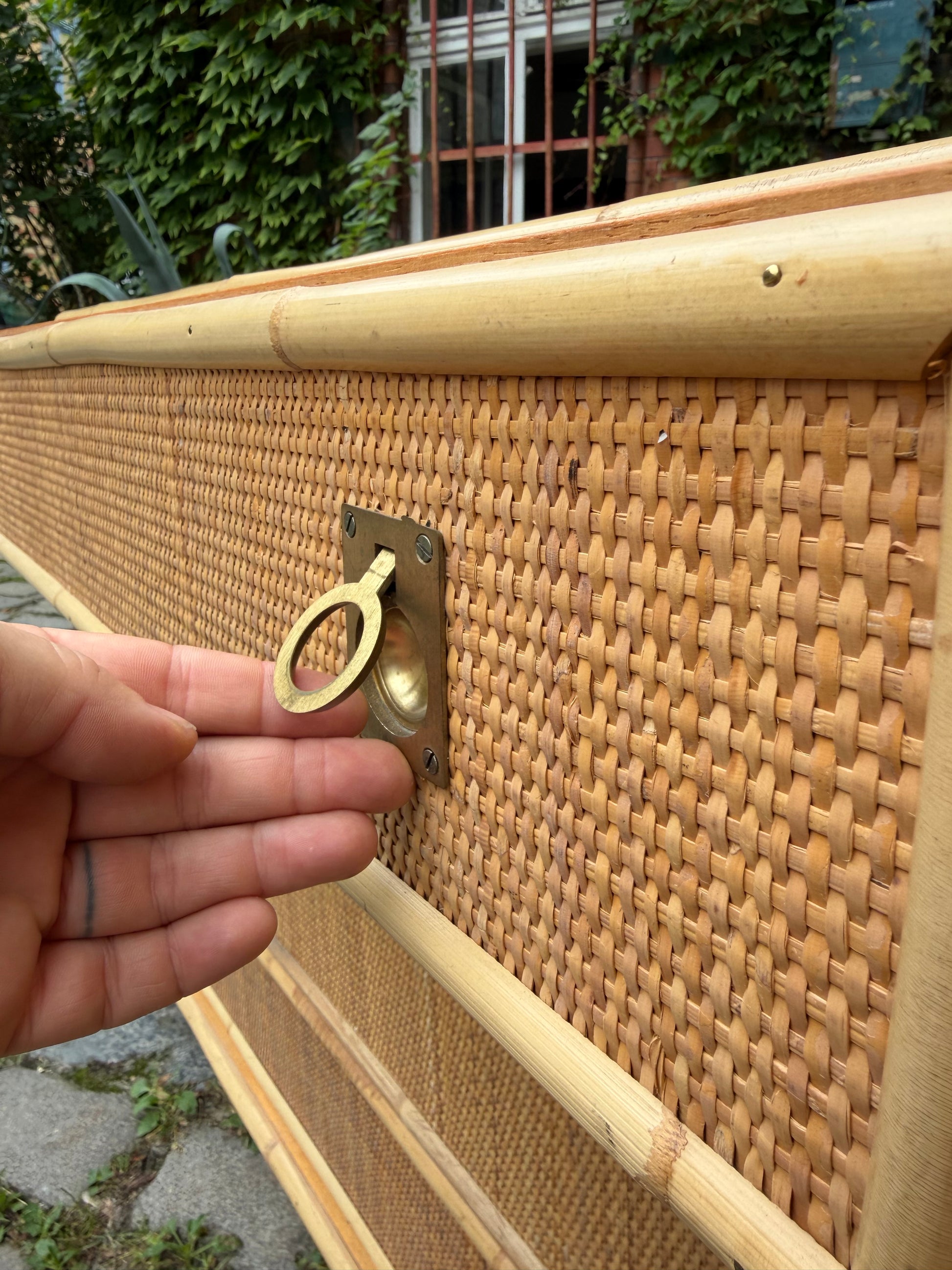 Kommode Rattan Bambus mit Messinggriffen von Dal Vera