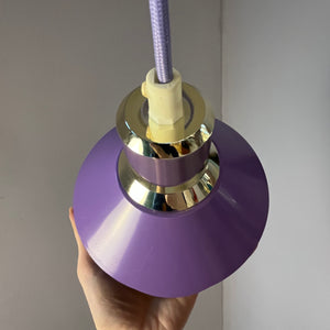 Lamellenlampe Modell Siam lila silber von Design Light