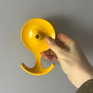 Wandhaken gelb Metall